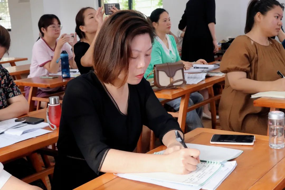 1693189108121879.jpg 1693189108121879.jpg