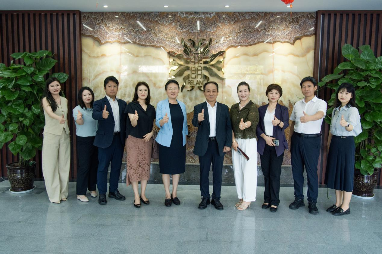 韩国驻武汉总领事河成柱莅临菲朗生物调研